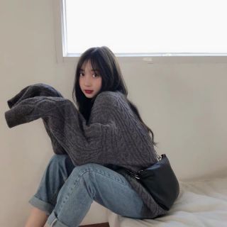 Áo len vặn thừng trơn