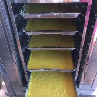 Mật ong 330ml + 100gr tinh bột nghệ đỏ Đaklak