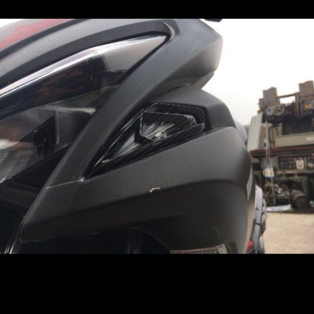 Ốp đèn xinhan trước NVX