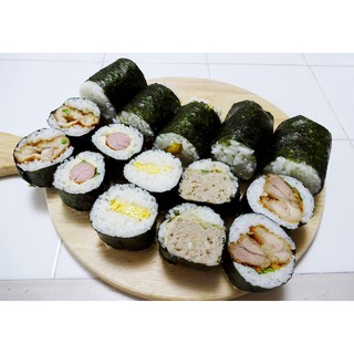 Khuôn cơm Onigiri tròn