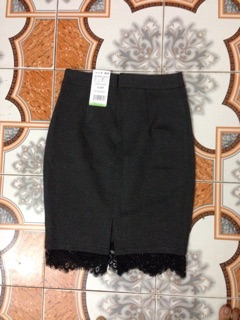 Chân váy công sở phối chân ren