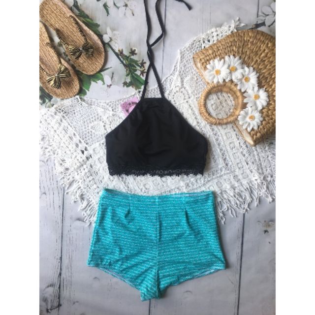 Bikini yếm