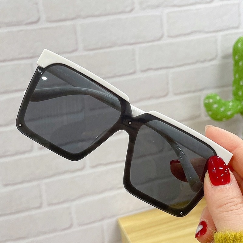 Kính Chống Nắng Nửa Gọng Dáng Vuông Màu Kẹo Thời Trang Cho Bé