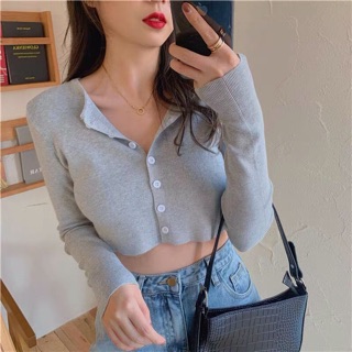 Cardigan croptop cài cúc