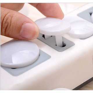 Combo 15 Bịt ổ điện bảo vệ bé
