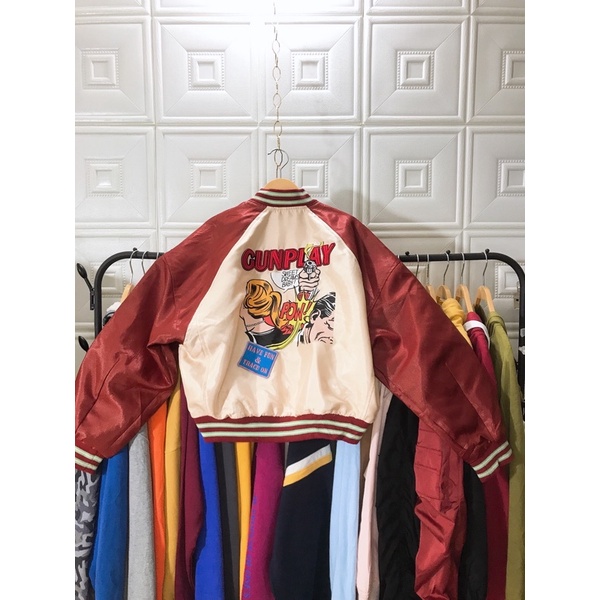 Áo khoác bomber chất đẹp ,dầy dặn kiểu trẻ trung