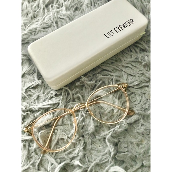 KÍNH MẮT MÈO LILY EYEWEAR