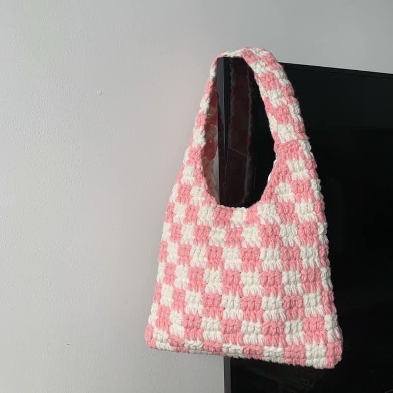 Túi kẻ Caro Handmade bằng len