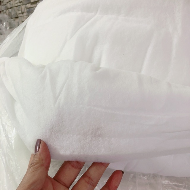 Chúng tôi chuyên cung cấp Bông nhồi gối các loại và bông tấm nhập khẩu Hàn Quốc. Khách sỉ lẻ mời liên hệ để được tư vấn