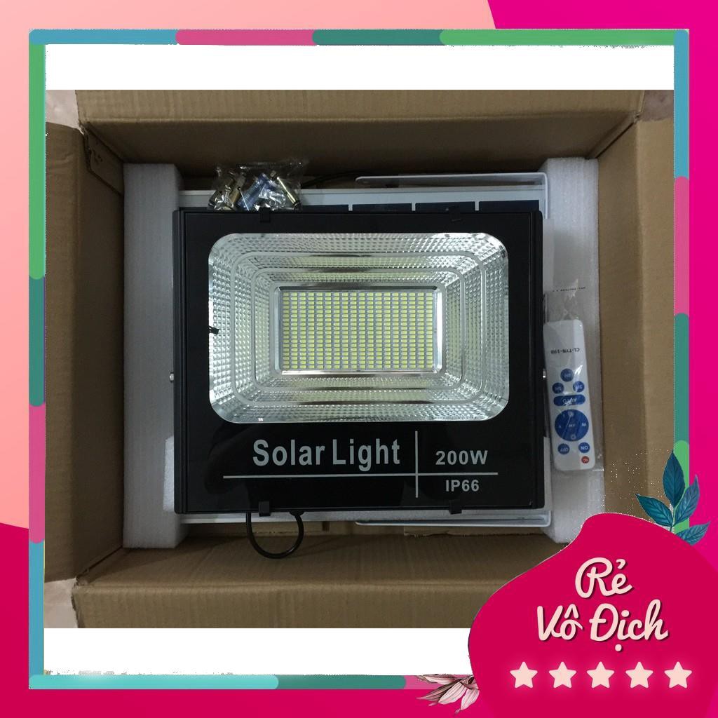 [ Hot Deal ]  Đèn Pha NLMT Solar Light - Phiên Bản 1 ô - Siêu Tích Trữ và Tiết Kiệm Điện Năng - Bảo Hành 24 Tháng !!!!