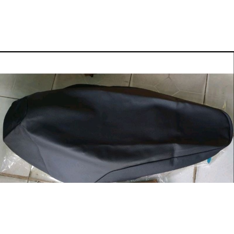 Bọc yên xe vision đời 2011-2013, hàng chất lượng cao, bảo hành 12 tháng.