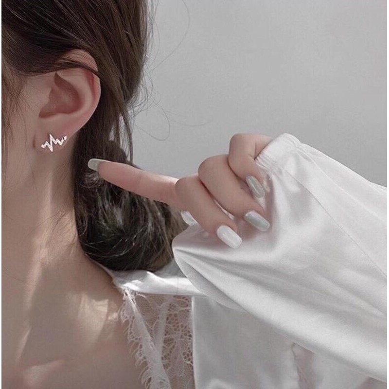 Khuyên tai mẫu cây gia đình bạc ta nhịp tim