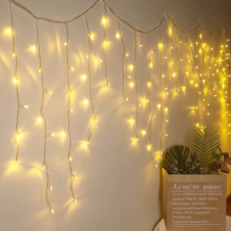 Đèn led hình thác nước 4*0.6 trang trí decor NOEL ngoài trời,ban công,sân vườn ,lễ,Tết.