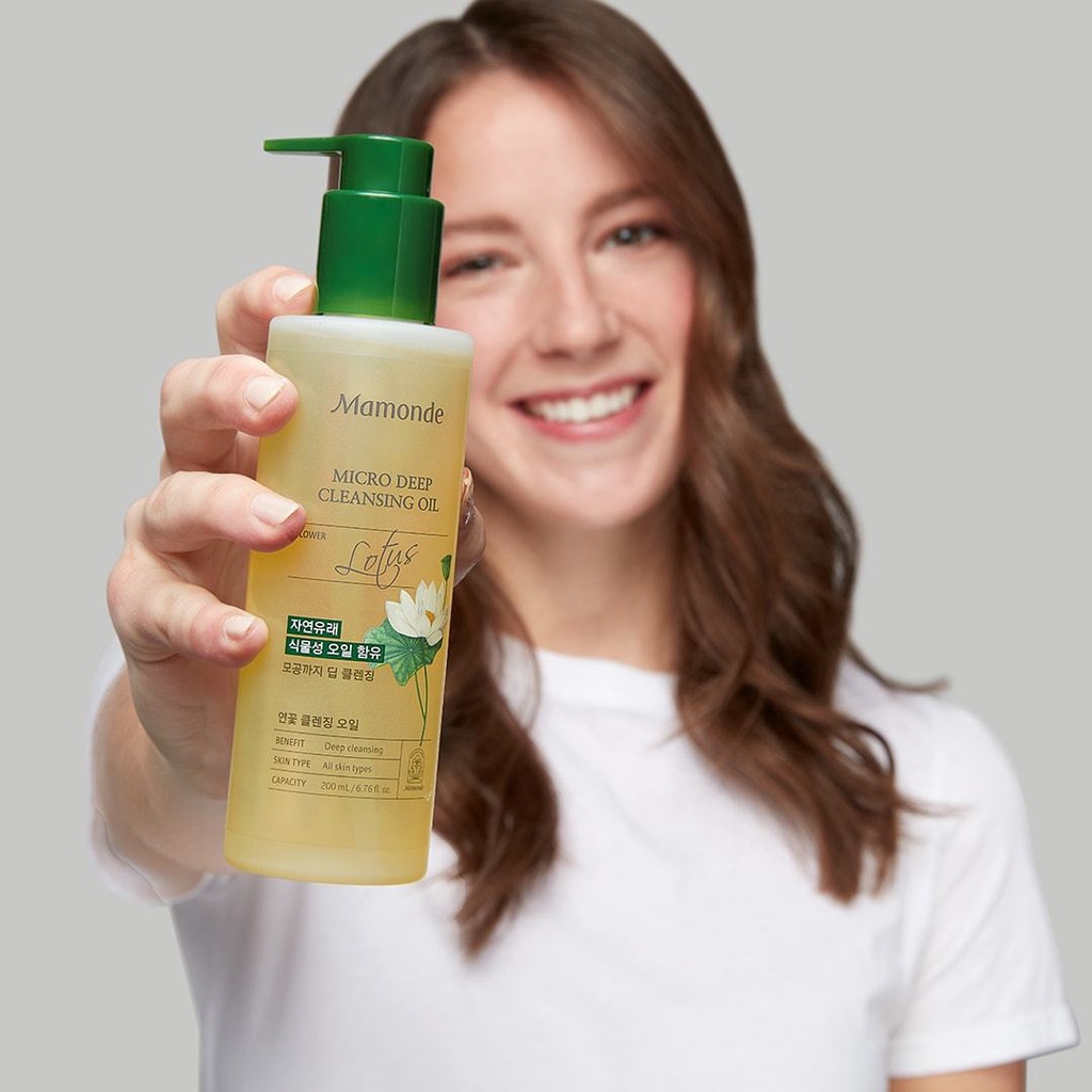 Dầu Tẩy Trang Mamonde Micro Deep Cleansing Oil Làm Sạch Sâu Lỗ Chân Lông 200ml