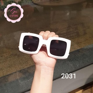 Kính râm mắt vuông nhựa dẻo trất 2031 gstore