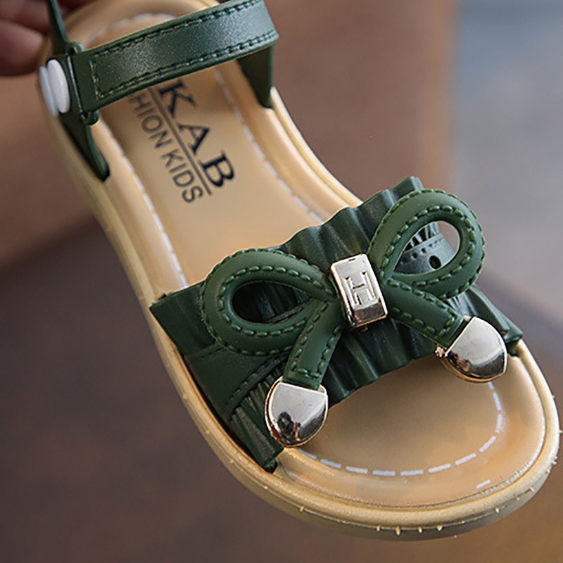 Giày sandal đính nơ dễ thương cho bé gái