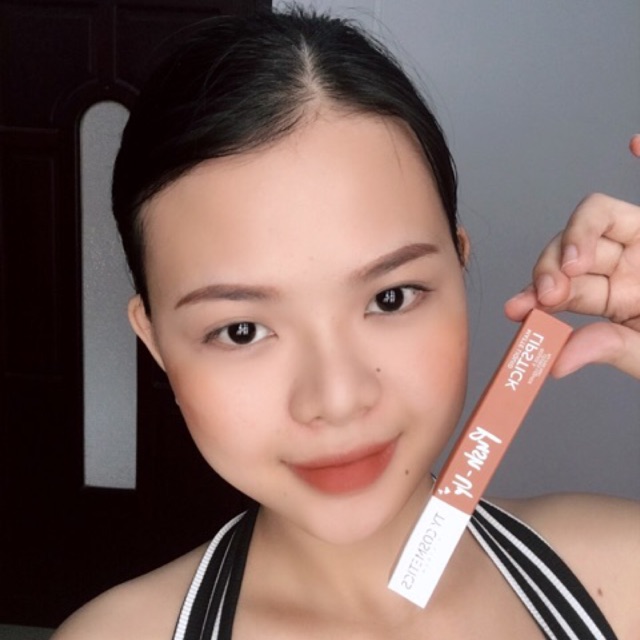 Son kem lỳ