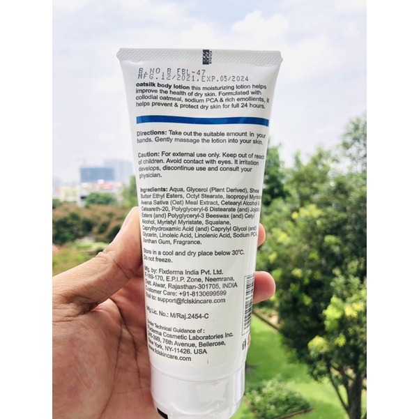 Lotion Dưỡng Ẩm Mềm Mịn Phù Hợp Cả Da Nhạy Cảm FCL Oat Silk Body Lotion 200ml