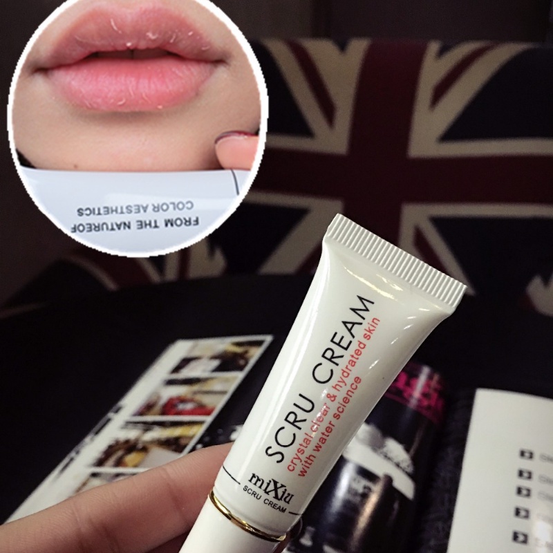 [Hàng mới về] Gel keo ong MIXIU tẩy tế bào chết dưỡng ẩm chăm sóc môi