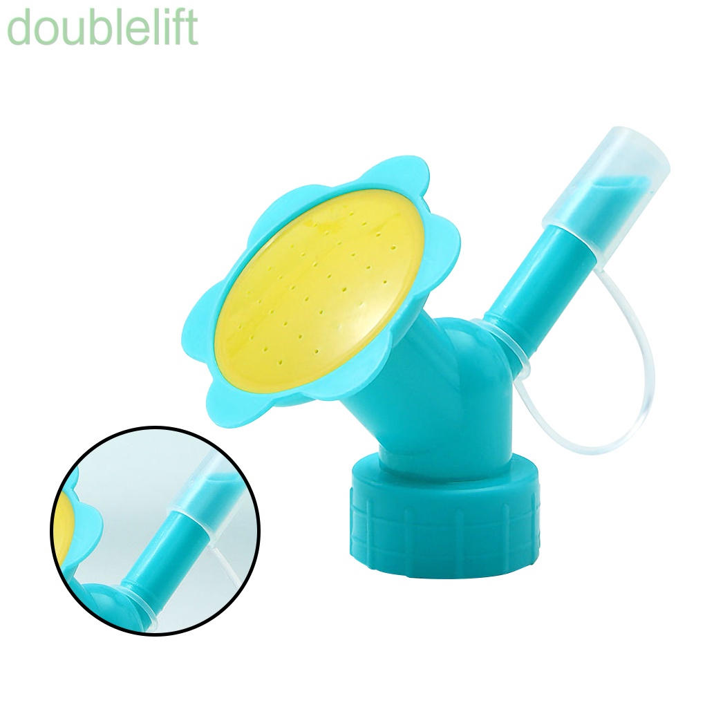 Vòi tưới cây gắn bình nước tiện lợi