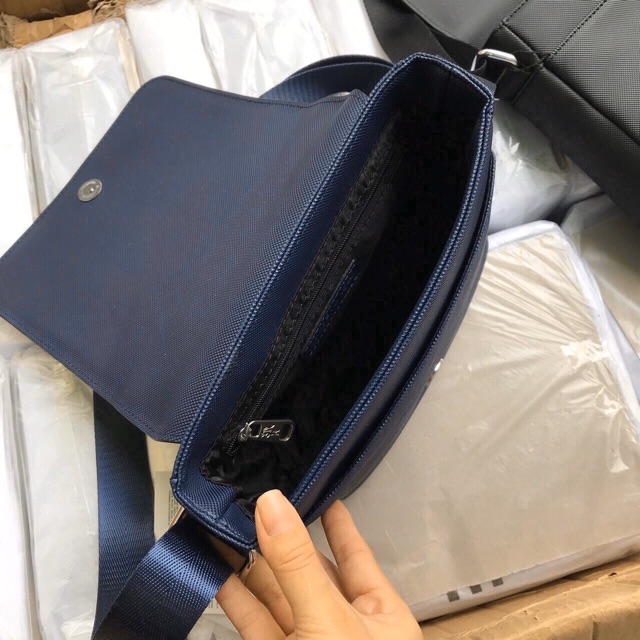 TÚI CLASSIC PETIT LACOSTE CHUẨN AUTH XỊN( GIÁ SỐC) | BigBuy360 - bigbuy360.vn