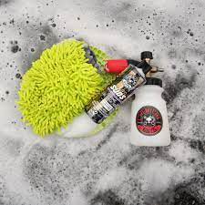 Dung dịch rửa xe đậm đặc có chứa Ceramic Chemical Guys HydroSuds Ceramic Car Wash Soap - 478ml.