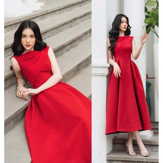 🔥𝓠𝓾ả𝓷𝓰 𝓒𝓱â𝓾 CAO CẤP🔥 Đầm dáng xòe dài sát nách đắp chéo ngực chiết eo màu đỏ xanh ngọc vải thun 4D tôn dáng ladyvin