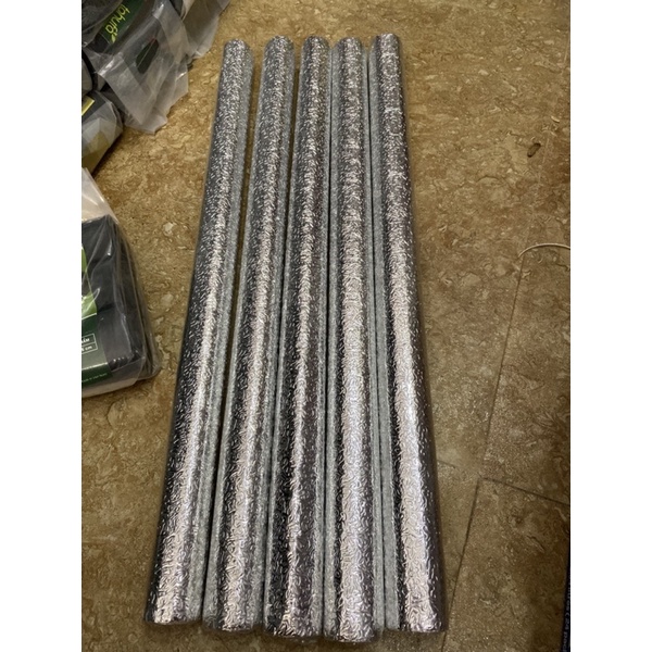 Cuộn giấy bạc dán bếp cách nhiệt chống thấm dài 60cm x 3met
