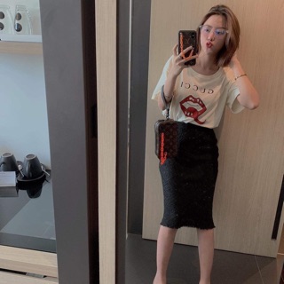 Ốp L-V lồng tay