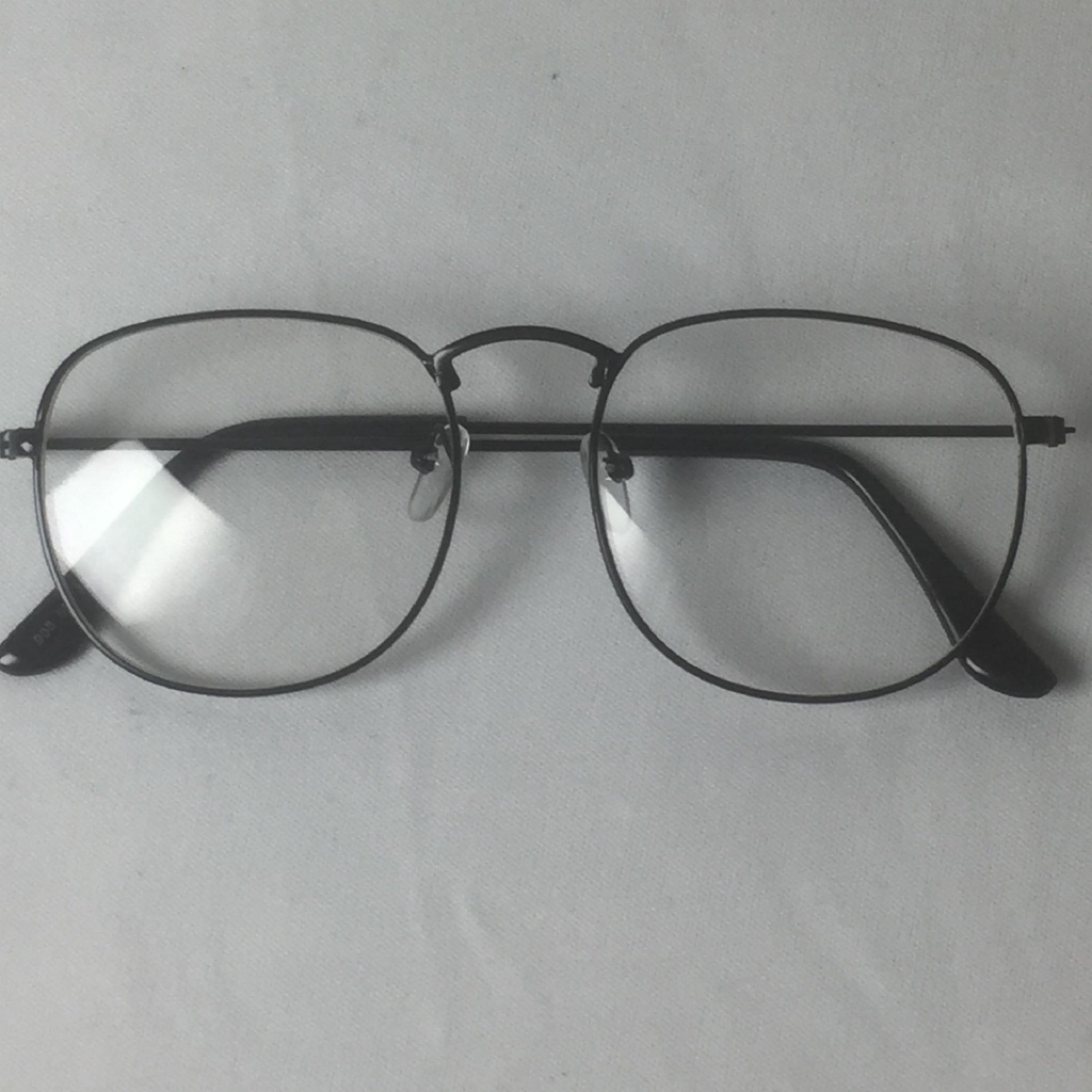 Gọng kính cận xi ngố