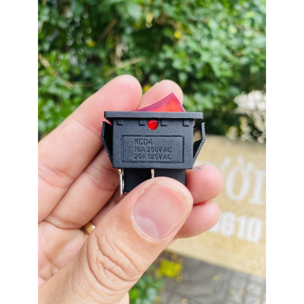 Công tắc nguồn dùng cho máy rửa xe mini gia đình