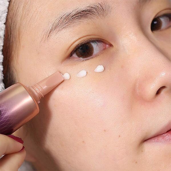 Kem mắt [Hết thâm quầng mắt 100%_Hàng Auth] Kem mắt AHC Ageless Real Eye Cream For Face [Hot New] | BigBuy360 - bigbuy360.vn