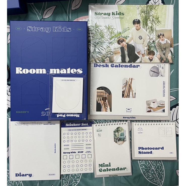 Hình ảnh bộ lịch Stray Kids năm 2022