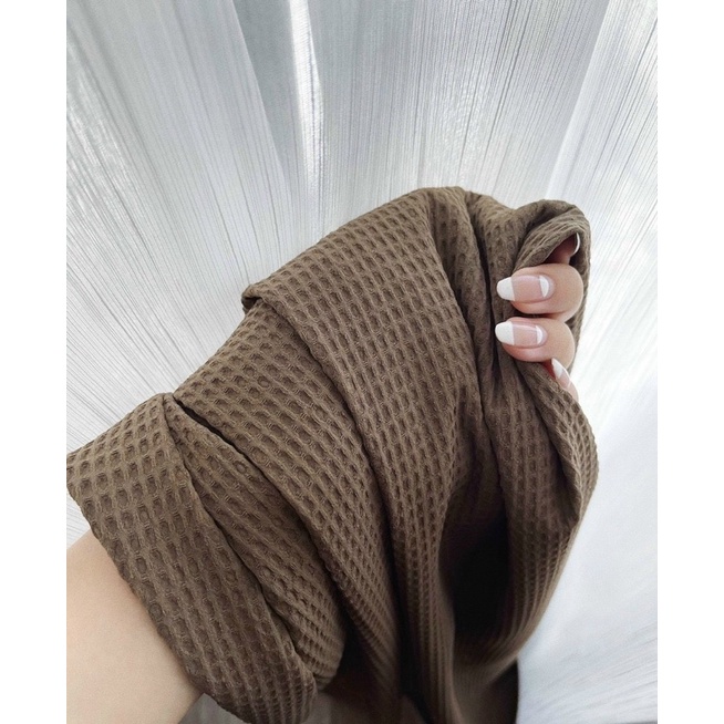 Váy body nâu cô bẻ đầm dáng dài chất tăm co giãn tốt-Minxy shop