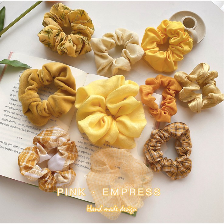 Dây buộc tóc scrunchies, dây cột tóc chun buộc tóc nữ kẻ phồng màu vàng dễ thương thời trang Hàn Quốc P165 - VHT SHOP