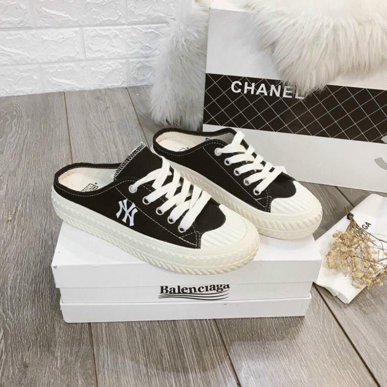 Giày sục n.y siêu phẩm hot nhất năm