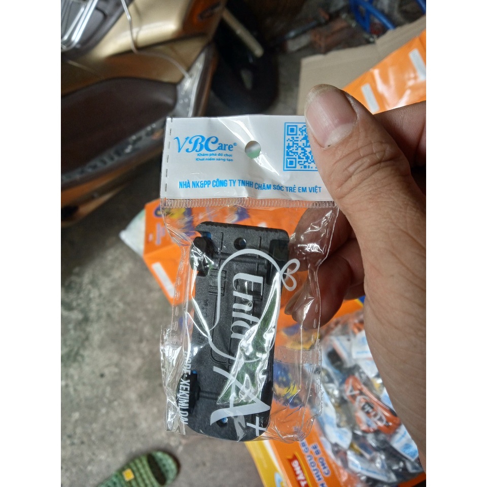 COMBO 3 XE Ô TÔ KIM LOẠI QUÀ TẶNG SỮA ENFA