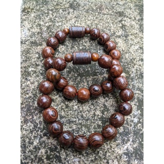 Vòng lắc tay nam nữ gỗ hạt 10ly 12ly (vân mun đuôi công ) mix đốt trúc