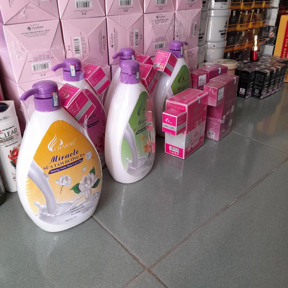 SƯA TẮM HƯƠNG HOA NHÀI 1000ML