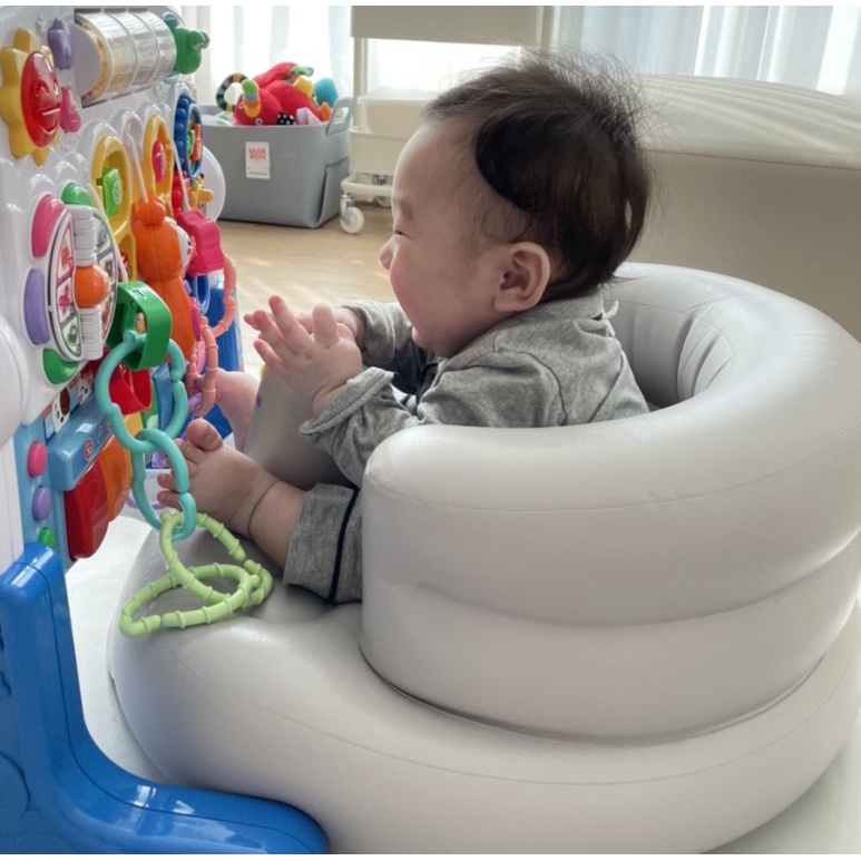 Ghế hơi Richell cho bé tập ngồi kèm bộ miếng dán dự phòng