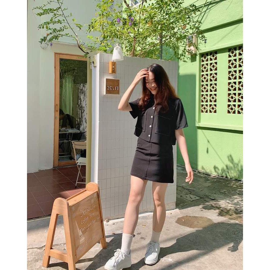 Áo sơ mi lửng chỉ nổi và chân váy túi xéo (S/M/L/XL)
