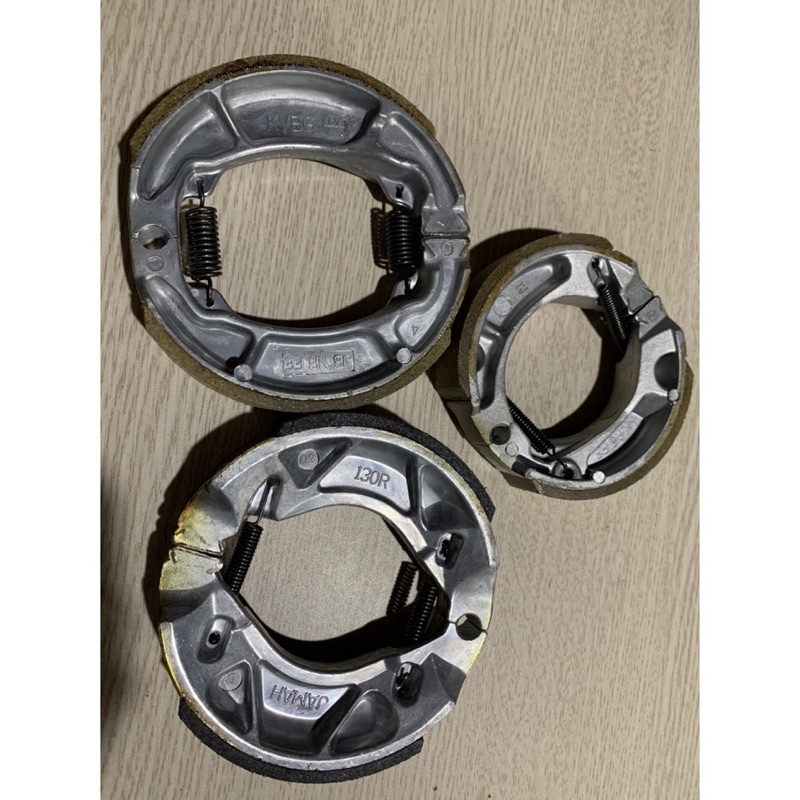 Bố thắng  sau xe số chính hãng HON.DA kèm lò xo