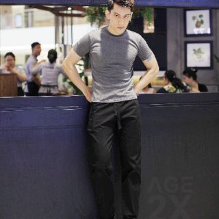 Quần jogger kaki AGE2X.