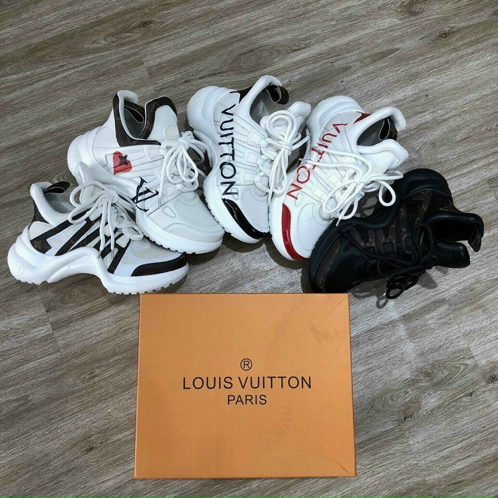 Giày LV. đen vàng hàng 1:1 chất lượng ( full phụ kiện + freeship ) | BigBuy360 - bigbuy360.vn