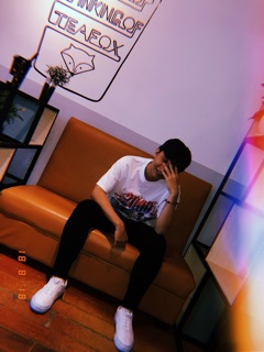 Áo thun unisex Mỹ