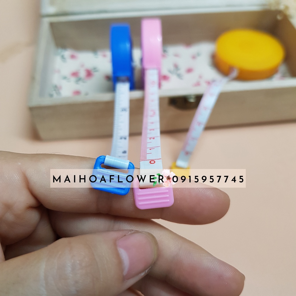 Thước dây may đo quần áo loại co rút tự động Maihoaflower