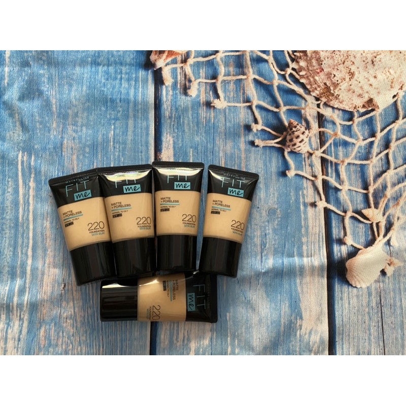 Kem Nền Mịn Nhẹ Kiềm Dầu Fit Me dạng tuýp Maybelline New York Matte and Poreless Foundation Tube 18ml