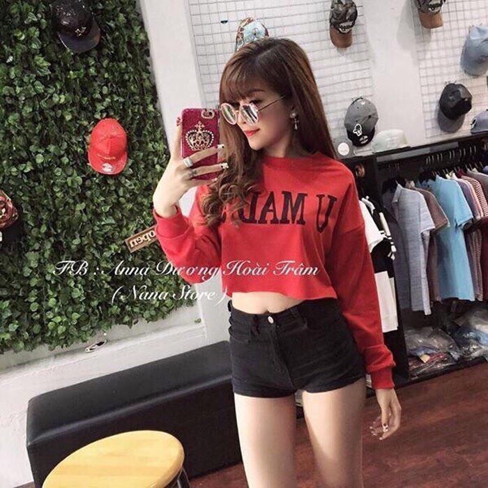 Áo croptop dài tay U Mad