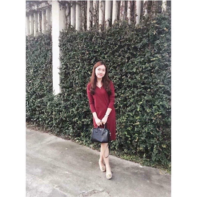 Váy xuông cổ tim | BigBuy360 - bigbuy360.vn