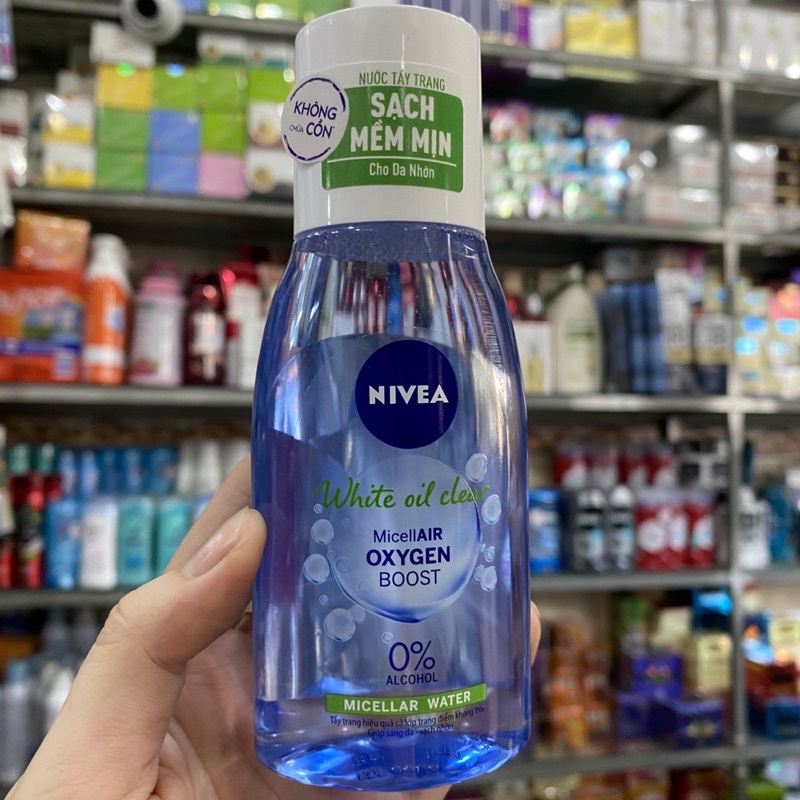 Nước Tẩy Trang Nivea Sáng Da dành cho da dầu (125ml)